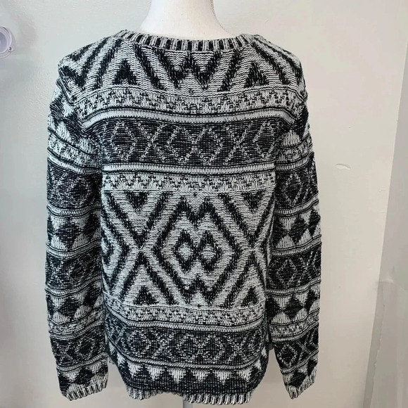 Lucky Brand Sweater Woman Large Black White Geometric Print  Long Sleeve Boxy - Picture 4 of 8